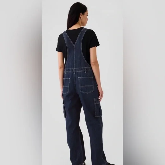 Gap Dark Wash Relaxed Fit Cargo Oversized Overalls Jumpsuit NWOT Large - Picture 6 of 7